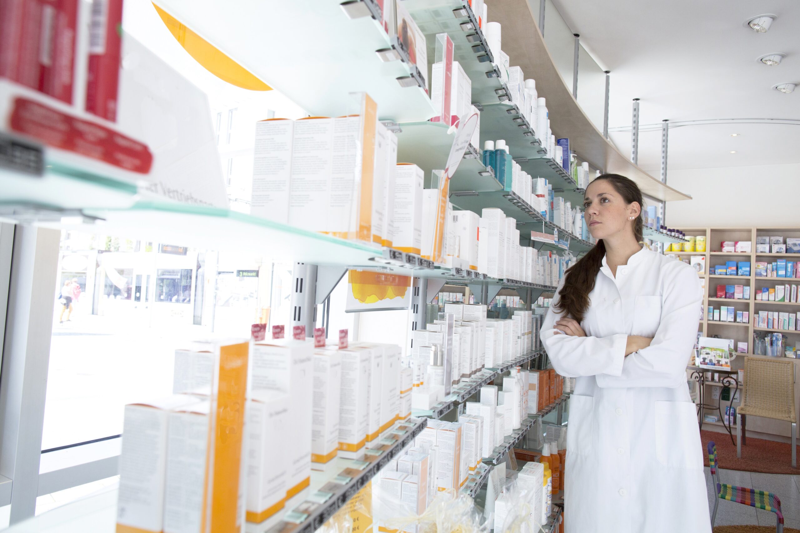 Farmaceutka przy pracy